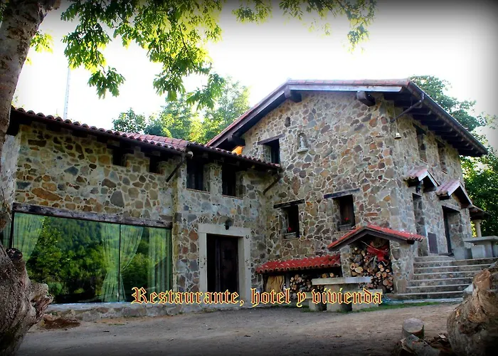 Hotel Caseria La Infiesta 3*